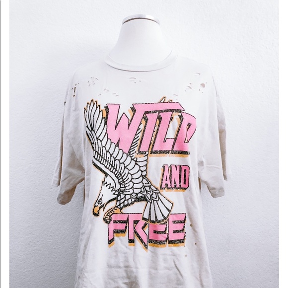 Wild and Free Distressed T-Shirt - Picture 4 of 4